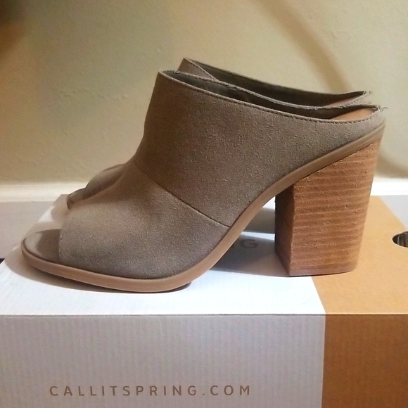 Call It Spring Tauge Block Heel Size 10 - Picture 2 of 9